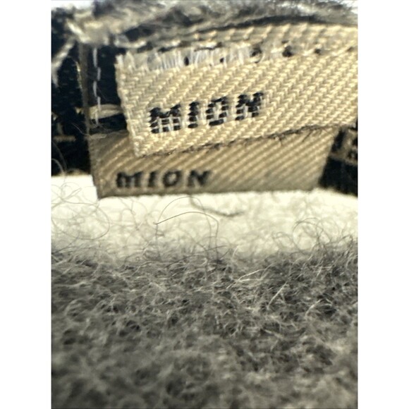 Burberry London Size Large Cashmere Classic Argyle Gray V-Neck Sweater Logo - Picture 6 of 12